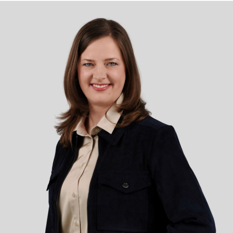  Nicole Schl�tter